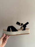 Sandale