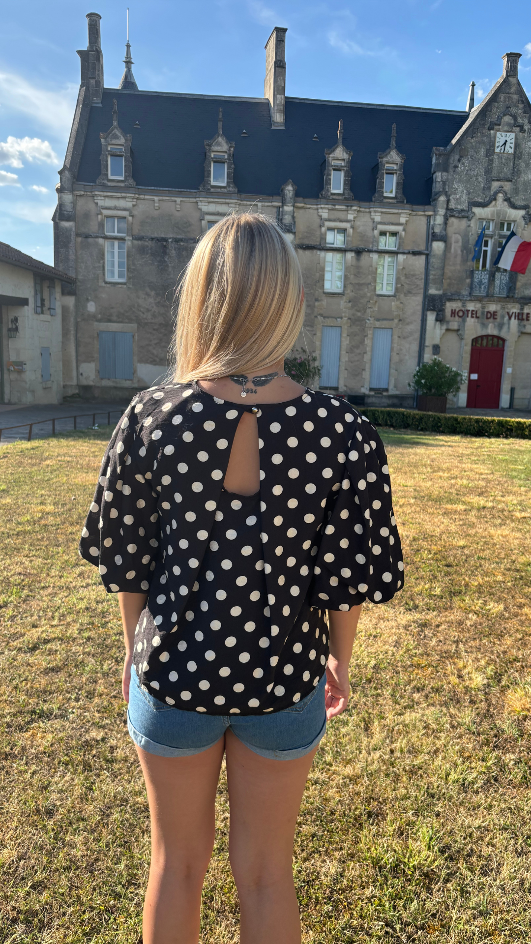 Top à pois noir